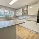 Rent 4 bedroom house in West Midlands