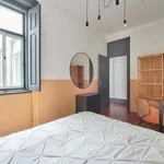 Rent a room of 180 m² in Lisboa