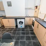 Rent 4 bedroom house in Leeds