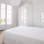 Rent 4 bedroom apartment in Barcelona