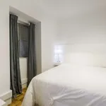 Rent 3 bedroom apartment of 90 m² in lisbon