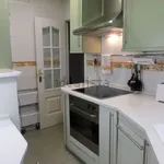 Alquilo 3 dormitorio casa de 120 m² en Madrid