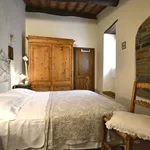 Rent 3 bedroom apartment of 100 m² in Cortona