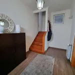 Rent 4 bedroom apartment of 125 m² in lisbon