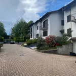 Villa a Schiera in affitto a Ispra via 1 Maggio, 29, arredato, giardino privato, box - TrovaCasa