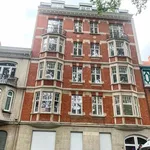 Huur 2 slaapkamer appartement in Schaerbeek