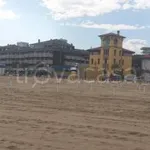 Affitto 5 camera appartamento di 60 m² in Lignano Sabbiadoro