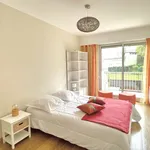 Rent 2 bedroom apartment of 52 m² in Nantes