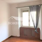 Rent 3 bedroom apartment of 130 m² in Milano