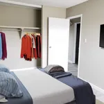 Rent 3 bedroom apartment of 104 m² in Edmonton