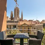 Rent 3 bedroom apartment in barcelona