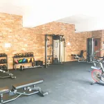 Rent 3 bedroom apartment in Melbourne