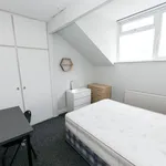 Rent 6 bedroom house in Leeds