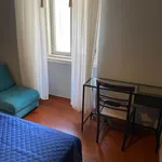 Rent 4 bedroom apartment in Lisbon