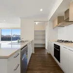 Rent 4 bedroom house in Werribee