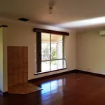 Rent 3 bedroom house in Kalamunda