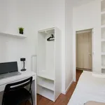 Rent 9 bedroom apartment in Lisbon