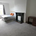 Rent 7 bedroom house in Leeds