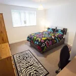 Rent 6 bedroom flat in West Midlands