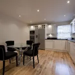 Rent 1 bedroom flat of 76 m² in London