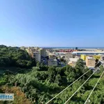 Affitto 3 camera appartamento di 86 m² in Genoa