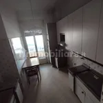 Affitto 5 camera appartamento di 183 m² in Genoa