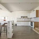 Rent 3 bedroom apartment of 150 m² in Split