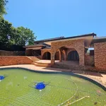 Rent 4 bedroom house of 1002 m² in Durban