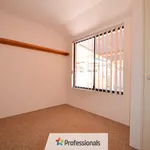 Rent 4 bedroom house in Coodanup