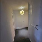 Rent 2 bedroom flat in Yorkshire And The Humber