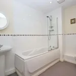 Rent 2 bedroom flat in Widnes