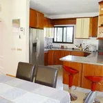 Rent 3 bedroom house of 800 m² in Marbella