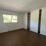 Appartement de 88 m² avec 3 chambre(s) en location à ANGRESSE