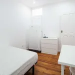 Rent a room in lisbon