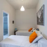 Rent 5 bedroom apartment in Valencia