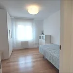 Alquilo 2 dormitorio apartamento de 65 m² en Pamplona - Iruña