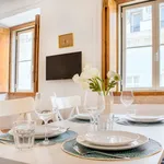 Rent 1 bedroom apartment of 646 m² in Lisbon