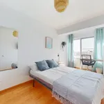 Rent 5 bedroom apartment in Valencia