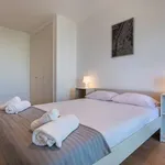 Rent 2 bedroom apartment of 95 m² in lisbon