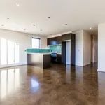 Rent 2 bedroom apartment in Melbourne