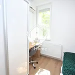 Rent 3 bedroom apartment of 55 m² in Debrecen