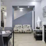 Rent 2 bedroom apartment of 82 m² in milan