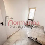 Rent 3 bedroom apartment of 81 m² in Aversa