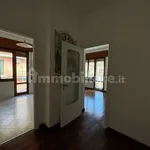 Rent 5 bedroom apartment of 83 m² in Genoa