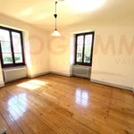 Miete 7 Schlafzimmer haus von 200 m² in Gy