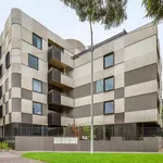 Rent 1 bedroom apartment in Carlton