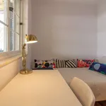 Rent 5 bedroom apartment of 90 m² in lisbon