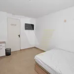 Appartement de 77 m² avec 5 chambre(s) en location à Béziers