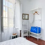 Rent 2 bedroom apartment of 40 m² in lisbon