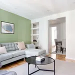 Rent 3 bedroom apartment of 114 m² in lisbon